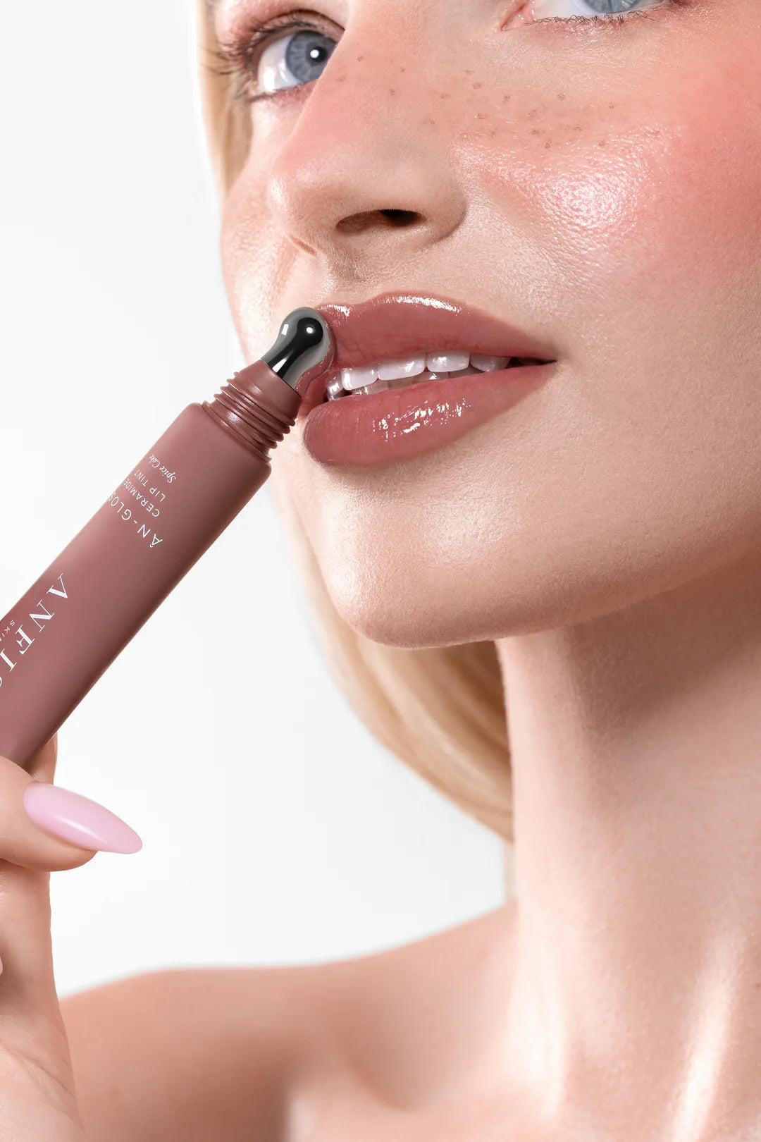 ÂN-GLOSS Spice Cake